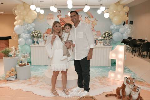 Festa Infantil - Evelyn Moura Fotografia - Fotografia em Niterói, Rio de Janeiro - casa de festa - decoração - decoração de festa - festa colorida- docinhos - bolo - criança - crianças - festa linda - tema arca de nóe  - casa de festa - festa em niterói '