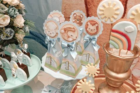 Festa Infantil - Evelyn Moura Fotografia - Fotografia em Niterói, Rio de Janeiro - casa de festa - decoração - decoração de festa - festa colorida- docinhos - bolo - criança - crianças - festa linda - tema arca de nóe  - casa de festa - festa em niterói '