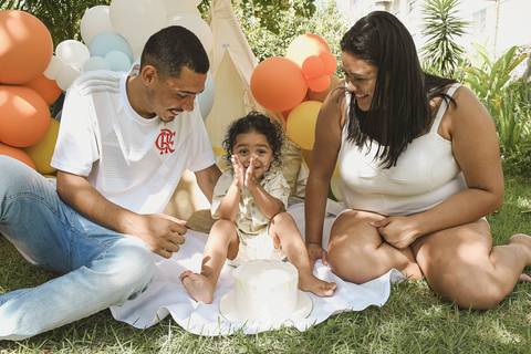Ensaio de Acompanhamento de bebê. Evelyn Moura Fotografia. Fotógrafa em Niterói, Rio de Janeiro. Newborn. Festa infantil - Smash the cake - Smash the fruit - bebê - ensaio de 2 anos - festa de aniversário'