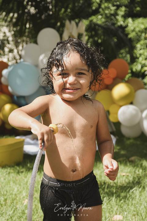 Ensaio de Acompanhamento de bebê. Evelyn Moura Fotografia. Fotógrafa em Niterói, Rio de Janeiro. Newborn. Festa infantil - Smash the cake - Smash the fruit - bebê - ensaio de 2 anos - festa de aniversário'