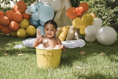 Ensaio de Acompanhamento de bebê. Evelyn Moura Fotografia. Fotógrafa em Niterói, Rio de Janeiro. Newborn. Festa infantil - Smash the cake - Smash the fruit - bebê - ensaio de 2 anos - festa de aniversário'