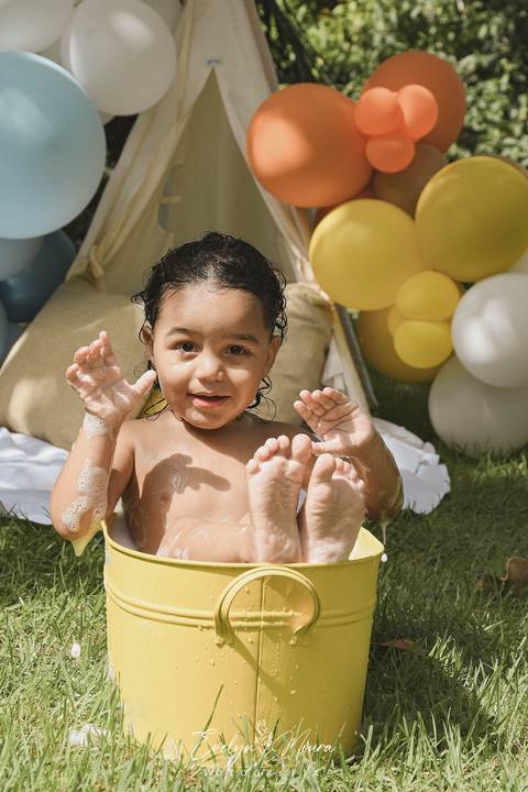 Ensaio de Acompanhamento de bebê. Evelyn Moura Fotografia. Fotógrafa em Niterói, Rio de Janeiro. Newborn. Festa infantil - Smash the cake - Smash the fruit - bebê - ensaio de 2 anos - festa de aniversário'