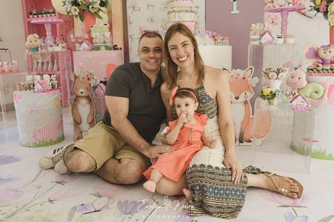 Festa Infantil - Evelyn Moura Fotografia - Fotografia em Niterói, Rio de Janeiro - casa de festa - decoração - decoração de festa - festa colorida- docinhos - bolo - criança - festa linda - floresta encantad  - casa de festa - festa em niterói '