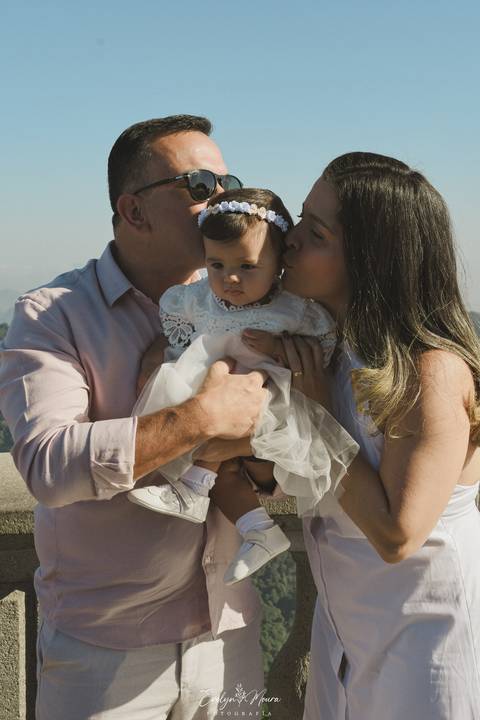 Batizado no Cristo Redentor no Rio de Janeiro - Rio de janeiro - cristo redentor - batizado - batizado religioso - fotografia de batizado - fotografa de batizado - turista - carioca - batizado de bebê'