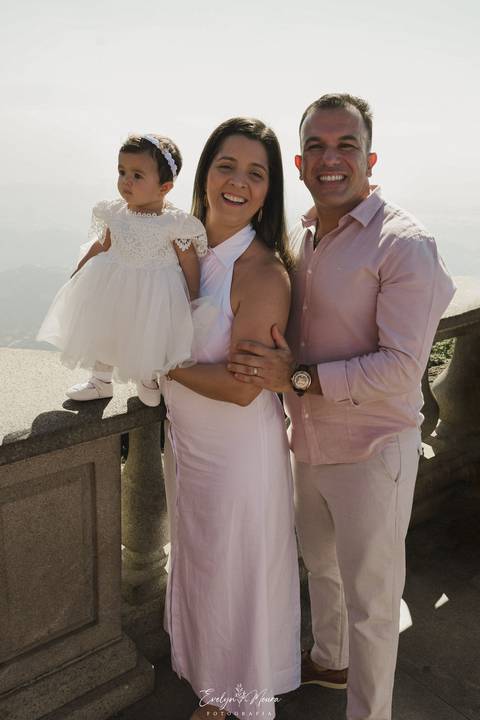 Batizado no Cristo Redentor no Rio de Janeiro - Rio de janeiro - cristo redentor - batizado - batizado religioso - fotografia de batizado - fotografa de batizado - turista - carioca - batizado de bebê'