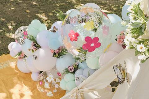 Ensaio de Acompanhamento de bebê. Evelyn Moura Fotografia. Fotógrafa em Niterói, Rio de Janeiro. Newborn. Festa infantil - Smash the cake - Smash the fruit - bebê - ensaio de 1 ano - viral - tema margarida - tema floresta encantada'