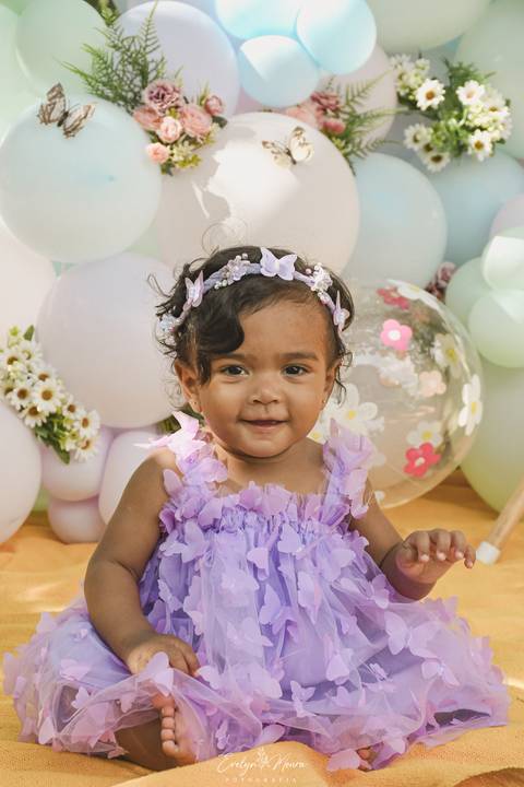 Ensaio de Acompanhamento de bebê. Evelyn Moura Fotografia. Fotógrafa em Niterói, Rio de Janeiro. Newborn. Festa infantil - Smash the cake - Smash the fruit - bebê - ensaio de 1 ano - viral - tema margarida - tema floresta encantada'