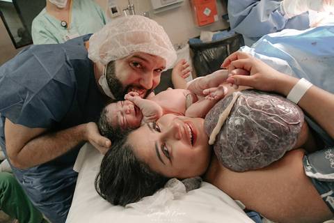 Fotografia de Parto - Newborn - Evelyn Moura Fotografia em Niterói, Rio de Janeiro - ensaio infantil - newborn de recém nascido - partos - parto em niteroi - registro de parto - maternidade são francisco - doce nascer - parto humanizado - andrea barbosa '