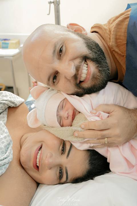 Fotografia de Parto - Newborn - Evelyn Moura Fotografia em Niterói, Rio de Janeiro - ensaio infantil - newborn de recém nascido - partos - parto em niteroi - registro de parto - maternidade são francisco - doce nascer - parto humanizado - andrea barbosa '