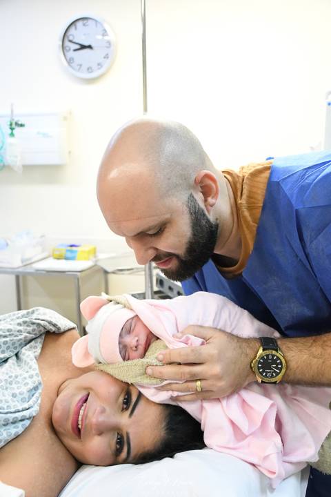 Fotografia de Parto - Newborn - Evelyn Moura Fotografia em Niterói, Rio de Janeiro - ensaio infantil - newborn de recém nascido - partos - parto em niteroi - registro de parto - maternidade são francisco - doce nascer - parto humanizado - andrea barbosa '