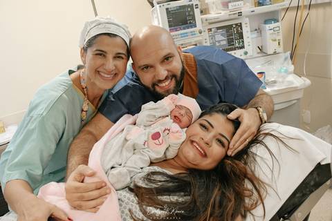 Fotografia de Parto - Newborn - Evelyn Moura Fotografia em Niterói, Rio de Janeiro - ensaio infantil - newborn de recém nascido - partos - parto em niteroi - registro de parto - maternidade são francisco - doce nascer - parto humanizado - andrea barbosa '