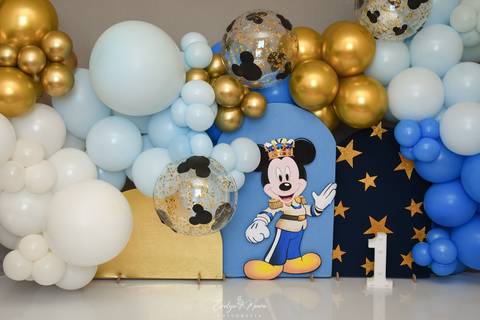 Ensaio de Acompanhamento de bebê. Evelyn Moura Fotografia. Fotógrafa em Niterói, Rio de Janeiro. Newborn. Festa infantil - Smash the cake - Smash the fruit - bebê - ensaio de 1 ano - viral - disney - festa de aniversário - mikey realeza - mikey '