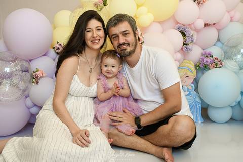 Ensaio de Acompanhamento de bebê. Evelyn Moura Fotografia. Fotógrafa em Niterói, Rio de Janeiro. Newborn. Festa infantil - Smash the cake - Smash the fruit - bebê - ensaio de 1 ano - viral - disney - festa de aniversário - princesas cute - mikey - princes'