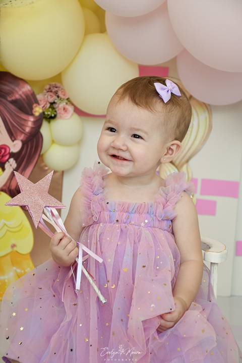 Ensaio de Acompanhamento de bebê. Evelyn Moura Fotografia. Fotógrafa em Niterói, Rio de Janeiro. Newborn. Festa infantil - Smash the cake - Smash the fruit - bebê - ensaio de 1 ano - viral - disney - festa de aniversário - princesas cute - mikey - princes'