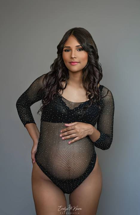 Ensaio Lifestyle Gestante - Ensaio Gestante Estúdio - Niterói, Rio de Janeiro - Evelyn Moura Fotografia - Ensaio de Gestante - Gestante - Newborn - Ensaio em casa - Doce gestar - ensaio estúdio gestante - parto - maternidade - ensaio externo em niterói'