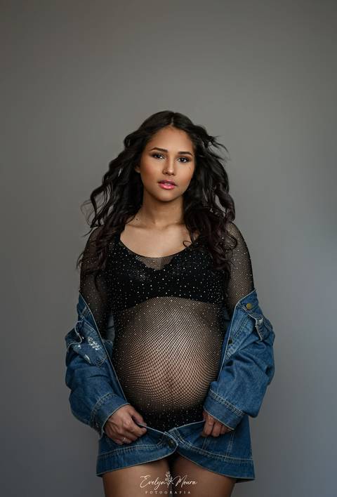 Ensaio Lifestyle Gestante - Ensaio Gestante Estúdio - Niterói, Rio de Janeiro - Evelyn Moura Fotografia - Ensaio de Gestante - Gestante - Newborn - Ensaio em casa - Doce gestar - ensaio estúdio gestante - parto - maternidade - ensaio externo em niterói'