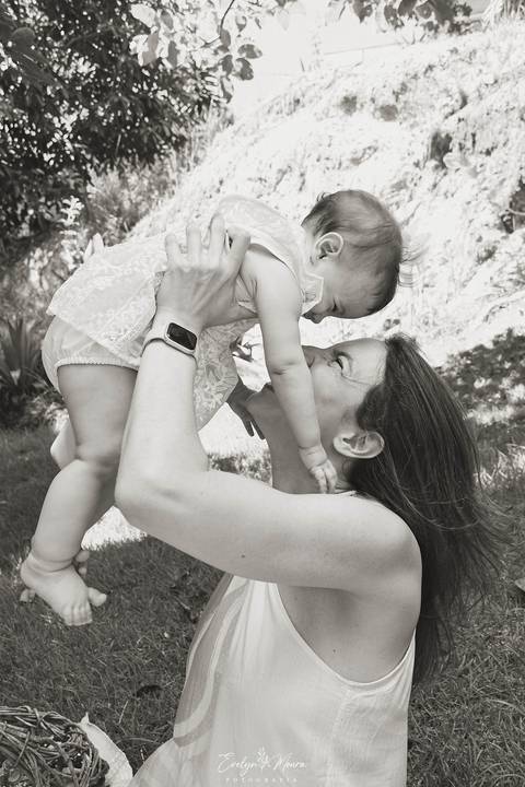 Newborn - Parto - Evelyn Moura Fotografia em Niterói, Rio de Janeiro - ensaio infantil - acompanhamento - ensaio de 6 meses do bebê - introdução alimentar do bebê - bebês - ensaio infantil - ensaio de acompanhamento - ensaio de 9 meses'