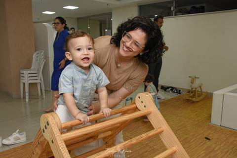 Festa Infantil - Evelyn Moura Fotografia - Fotografia em Niterói, Rio de Janeiro - casa de festa - decoração - decoração de festa - festa colorida- docinhos - bolo - criança - crianças - festa linda - tema aladdin - disney  - casa de festa '