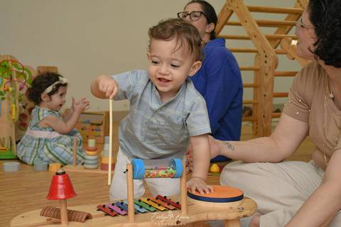 Festa Infantil - Evelyn Moura Fotografia - Fotografia em Niterói, Rio de Janeiro - casa de festa - decoração - decoração de festa - festa colorida- docinhos - bolo - criança - crianças - festa linda - tema aladdin - disney  - casa de festa '