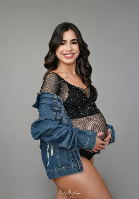 Ensaio Lifestyle Gestante - Ensaio Gestante Estúdio - Niterói, Rio de Janeiro - Evelyn Moura Fotografia - Ensaio de Gestante - Gestante - Newborn - Ensaio em casa - Doce gestar - ensaio estúdio gestante - parto - maternidade - ensaio externo em niterói'