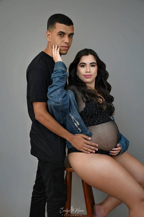 Ensaio Lifestyle Gestante - Ensaio Gestante Estúdio - Niterói, Rio de Janeiro - Evelyn Moura Fotografia - Ensaio de Gestante - Gestante - Newborn - Ensaio em casa - Doce gestar - ensaio estúdio gestante - parto - maternidade - ensaio externo em niterói'