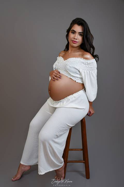 Ensaio Lifestyle Gestante - Ensaio Gestante Estúdio - Niterói, Rio de Janeiro - Evelyn Moura Fotografia - Ensaio de Gestante - Gestante - Newborn - Ensaio em casa - Doce gestar - ensaio estúdio gestante - parto - maternidade - ensaio externo em niterói'