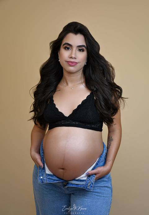 Ensaio Lifestyle Gestante - Ensaio Gestante Estúdio - Niterói, Rio de Janeiro - Evelyn Moura Fotografia - Ensaio de Gestante - Gestante - Newborn - Ensaio em casa - Doce gestar - ensaio estúdio gestante - parto - maternidade - ensaio externo em niterói'