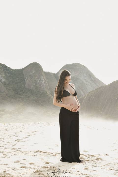 Ensaio Lifestyle Gestante - Ensaio Gestante Estúdio - Niterói, Rio de Janeiro - Evelyn Moura Fotografia - Ensaio de Gestante - Gestante - Newborn - Ensaio em casa - Doce gestar - ensaio estúdio gestante - parto - maternidade - ensaio externo em niterói'