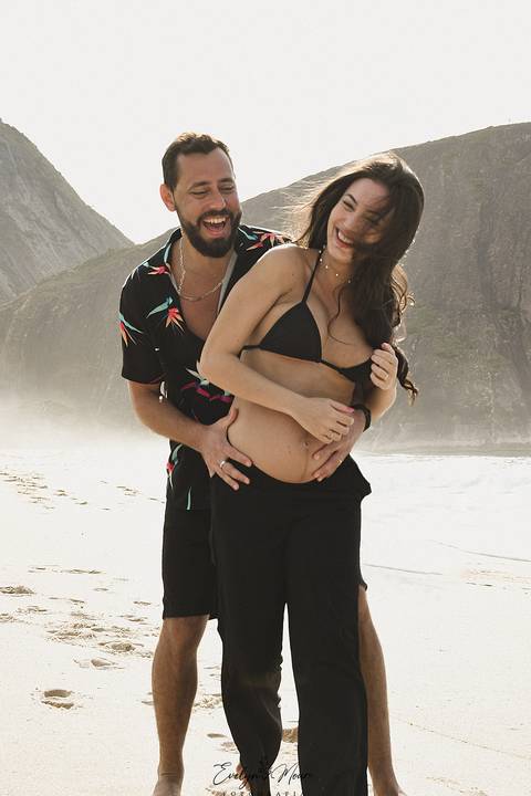 Ensaio Lifestyle Gestante - Ensaio Gestante Estúdio - Niterói, Rio de Janeiro - Evelyn Moura Fotografia - Ensaio de Gestante - Gestante - Newborn - Ensaio em casa - Doce gestar - ensaio estúdio gestante - parto - maternidade - ensaio externo em niterói'