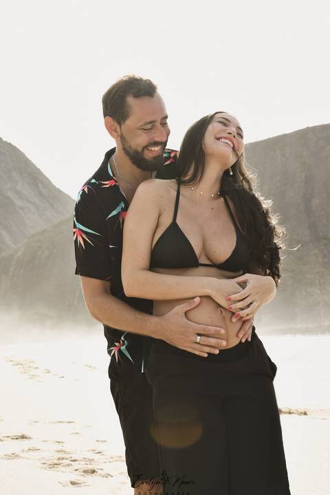 Ensaio Lifestyle Gestante - Ensaio Gestante Estúdio - Niterói, Rio de Janeiro - Evelyn Moura Fotografia - Ensaio de Gestante - Gestante - Newborn - Ensaio em casa - Doce gestar - ensaio estúdio gestante - parto - maternidade - ensaio externo em niterói'