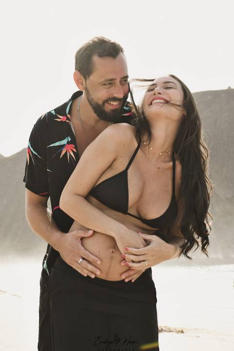 Ensaio Lifestyle Gestante - Ensaio Gestante Estúdio - Niterói, Rio de Janeiro - Evelyn Moura Fotografia - Ensaio de Gestante - Gestante - Newborn - Ensaio em casa - Doce gestar - ensaio estúdio gestante - parto - maternidade - ensaio externo em niterói'