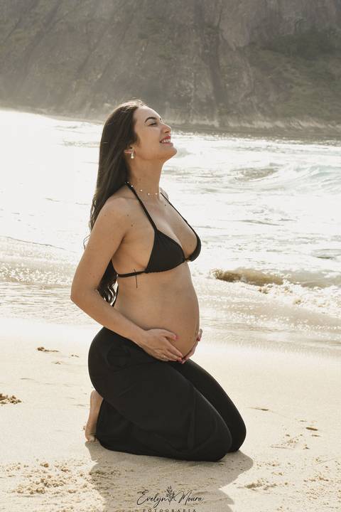 Ensaio Lifestyle Gestante - Ensaio Gestante Estúdio - Niterói, Rio de Janeiro - Evelyn Moura Fotografia - Ensaio de Gestante - Gestante - Newborn - Ensaio em casa - Doce gestar - ensaio estúdio gestante - parto - maternidade - ensaio externo em niterói'