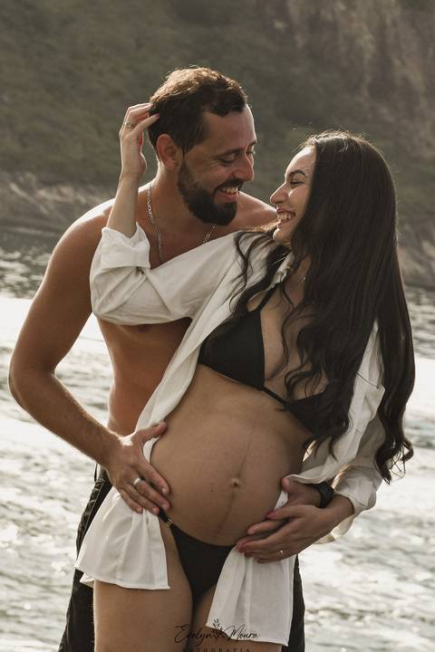 Ensaio Lifestyle Gestante - Ensaio Gestante Estúdio - Niterói, Rio de Janeiro - Evelyn Moura Fotografia - Ensaio de Gestante - Gestante - Newborn - Ensaio em casa - Doce gestar - ensaio estúdio gestante - parto - maternidade - ensaio externo em niterói'