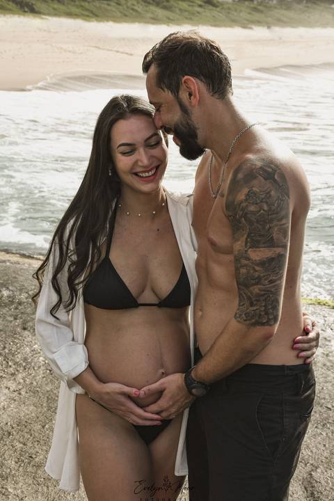 Ensaio Lifestyle Gestante - Ensaio Gestante Estúdio - Niterói, Rio de Janeiro - Evelyn Moura Fotografia - Ensaio de Gestante - Gestante - Newborn - Ensaio em casa - Doce gestar - ensaio estúdio gestante - parto - maternidade - ensaio externo em niterói'