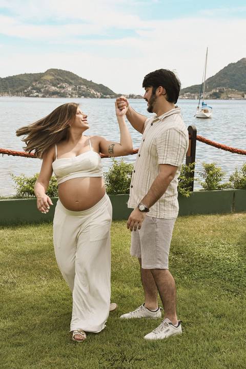 Ensaio Lifestyle Gestante - Ensaio Gestante Estúdio - Niterói, Rio de Janeiro - Evelyn Moura Fotografia - Ensaio de Gestante - Gestante - Newborn - Ensaio em casa - Doce gestar - ensaio estúdio gestante - parto - maternidade - ensaio externo em niterói'