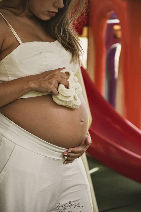 Ensaio Lifestyle Gestante - Ensaio Gestante Estúdio - Niterói, Rio de Janeiro - Evelyn Moura Fotografia - Ensaio de Gestante - Gestante - Newborn - Ensaio em casa - Doce gestar - ensaio estúdio gestante - parto - maternidade - ensaio externo em niterói'