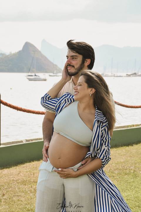 Ensaio Lifestyle Gestante - Ensaio Gestante Estúdio - Niterói, Rio de Janeiro - Evelyn Moura Fotografia - Ensaio de Gestante - Gestante - Newborn - Ensaio em casa - Doce gestar - ensaio estúdio gestante - parto - maternidade - ensaio externo em niterói'