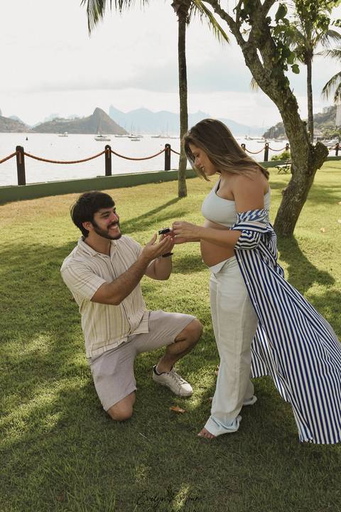 Ensaio Lifestyle Gestante - Ensaio Gestante Estúdio - Niterói, Rio de Janeiro - Evelyn Moura Fotografia - Ensaio de Gestante - Gestante - Newborn - Ensaio em casa - Doce gestar - ensaio estúdio gestante - parto - maternidade - ensaio externo em niterói'