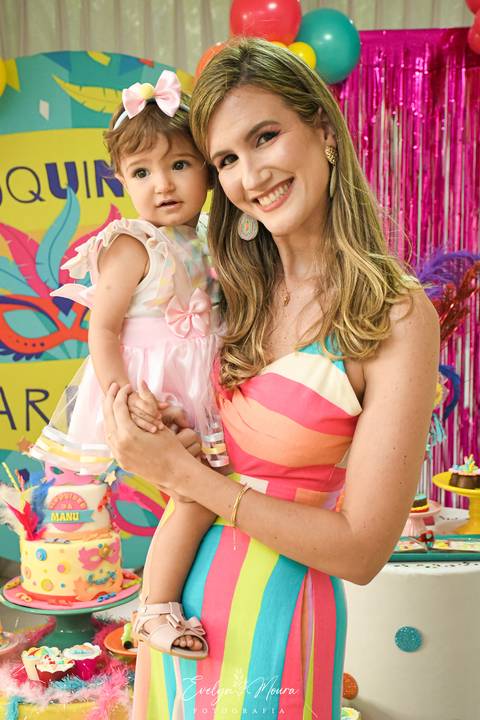 Festa Infantil - Evelyn Moura Fotografia - Fotografia em Niterói, Rio de Janeiro - casa de festa - decoração - decoração de festa - festa colorida- docinhos - bolo - criança - crianças - festa linda - tema aladdin - disney  - casa de festa '