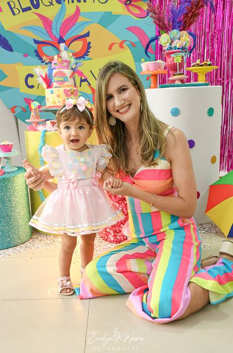 Festa Infantil - Evelyn Moura Fotografia - Fotografia em Niterói, Rio de Janeiro - casa de festa - decoração - decoração de festa - festa colorida- docinhos - bolo - criança - crianças - festa linda - tema aladdin - disney  - casa de festa '