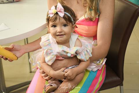 Festa Infantil - Evelyn Moura Fotografia - Fotografia em Niterói, Rio de Janeiro - casa de festa - decoração - decoração de festa - festa colorida- docinhos - bolo - criança - crianças - festa linda - tema aladdin - disney  - casa de festa - carnaval'