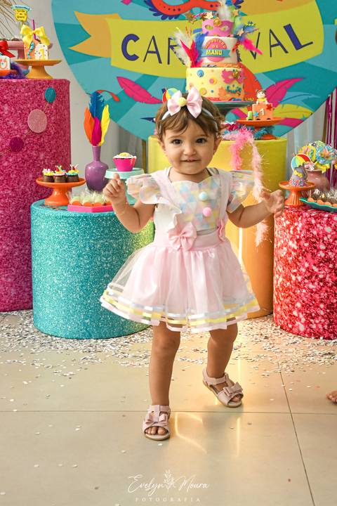 Festa Infantil - Evelyn Moura Fotografia - Fotografia em Niterói, Rio de Janeiro - casa de festa - decoração - decoração de festa - festa colorida- docinhos - bolo - criança - crianças - festa linda - tema aladdin - disney  - casa de festa - carnaval'