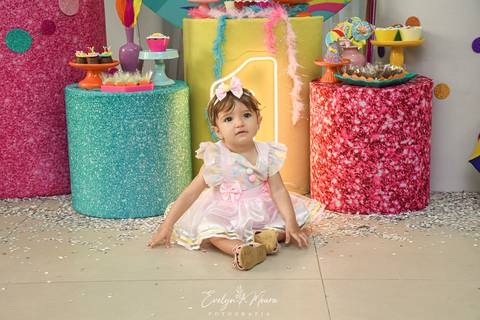 Festa Infantil - Evelyn Moura Fotografia - Fotografia em Niterói, Rio de Janeiro - casa de festa - decoração - decoração de festa - festa colorida- docinhos - bolo - criança - crianças - festa linda - tema aladdin - disney  - casa de festa - carnaval'