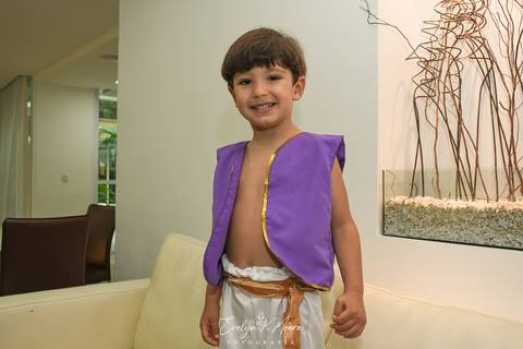 Festa Infantil - Evelyn Moura Fotografia - Fotografia em Niterói, Rio de Janeiro - casa de festa - decoração - decoração de festa - festa colorida- docinhos - bolo - criança - crianças - festa linda - tema aladdin - disney  - casa de festa - carnaval'