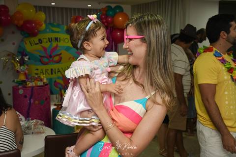 Festa Infantil - Evelyn Moura Fotografia - Fotografia em Niterói, Rio de Janeiro - casa de festa - decoração - decoração de festa - festa colorida- docinhos - bolo - criança - crianças - festa linda - tema aladdin - disney  - casa de festa - carnaval'