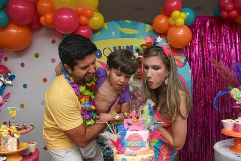 Festa Infantil - Evelyn Moura Fotografia - Fotografia em Niterói, Rio de Janeiro - casa de festa - decoração - decoração de festa - festa colorida- docinhos - bolo - criança - crianças - festa linda - tema aladdin - disney  - casa de festa - carnaval'