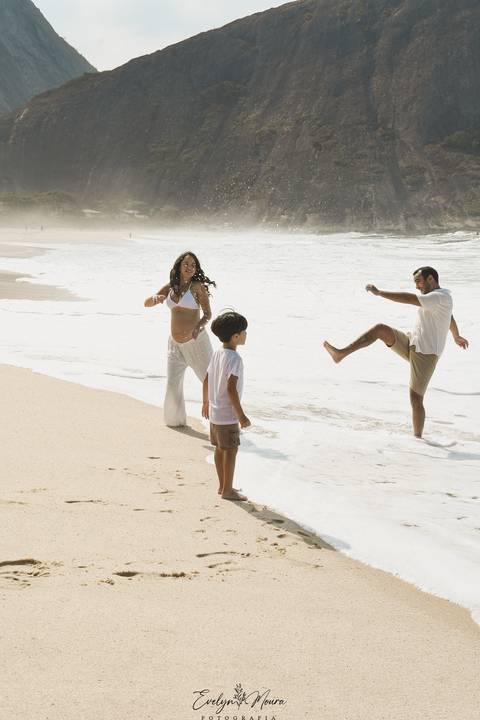 Ensaio Lifestyle Gestante - Ensaio Gestante Estúdio - Niterói, Rio de Janeiro - Evelyn Moura Fotografia - Ensaio de Gestante - Gestante - Newborn - Ensaio em casa - Doce gestar - ensaio estúdio gestante - parto - maternidade - ensaio externo em niterói'