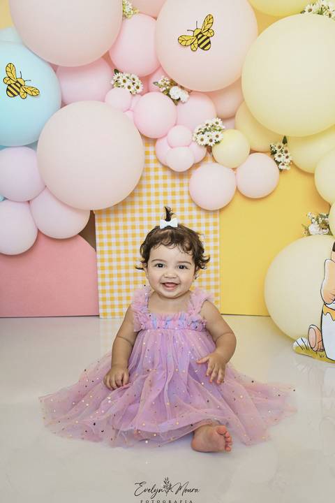Ensaio de Acompanhamento de bebê. Evelyn Moura Fotografia. Fotógrafa em Niterói, Rio de Janeiro. Newborn. Festa infantil - Smash the cake - Smash the fruit - bebê - ensaio de 1 ano - viral - disney - festa de aniversário - branca de neve - ursino pooh'