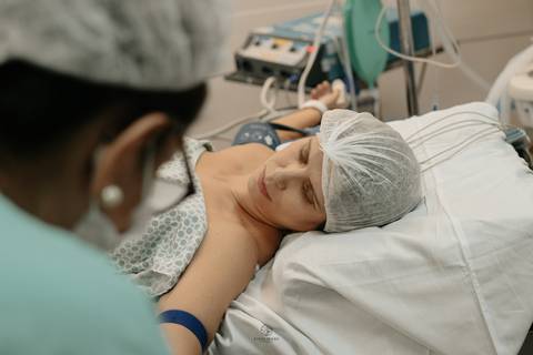 Fotografia de Parto - Newborn - Evelyn Moura Fotografia em Niterói, Rio de Janeiro - ensaio infantil - newborn de recém nascido - partos - parto em niteroi - registro de parto - maternidade são francisco - doce nascer - parto humanizado - andrea barbosa '
