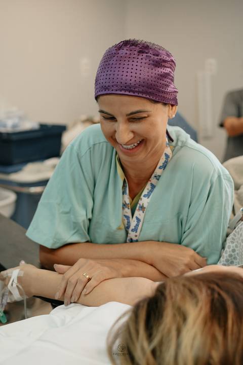 Fotografia de Parto - Newborn - Evelyn Moura Fotografia em Niterói, Rio de Janeiro - ensaio infantil - newborn de recém nascido - partos - parto em niteroi - registro de parto - maternidade são francisco - doce nascer - parto humanizado - andrea barbosa '